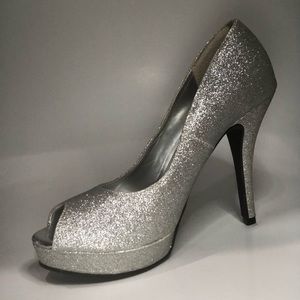 Fioni Night 5 1/2 high heels silver